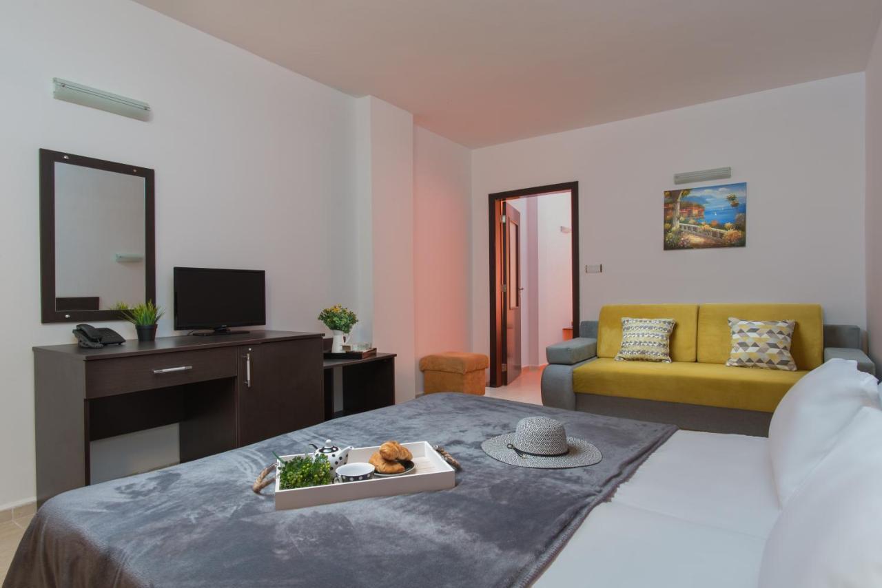 Tia Maria Is Situated In The Southern Part Of The Sunny Beach Resort Exterior foto
